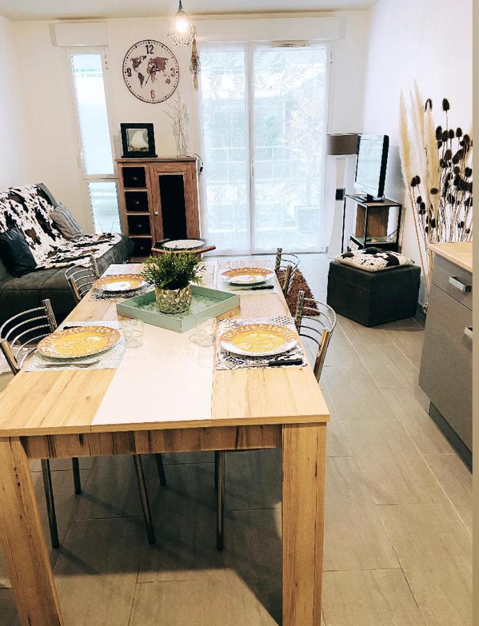 Appartement Avec Parking 拉罗歇尔 外观 照片